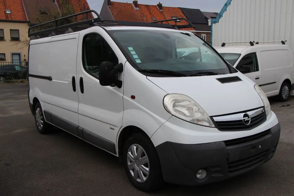 Opel Vivaro 2.0 Cdti Airco Dakdrager met Lader Trekhaak Euro 5 Image 3