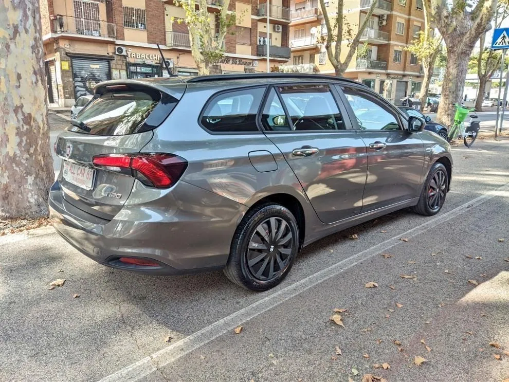 FIAT Tipo 1.4 T-Jet 120 CV GPL SW Lounge Image 4