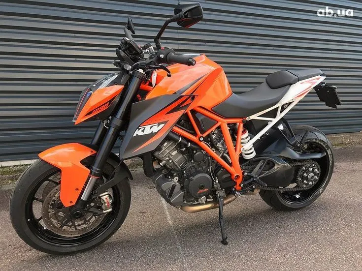 KTM 1290 Image 4